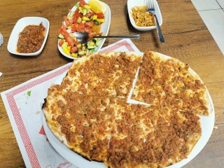 Özler 19 Pide Kebap Mamak