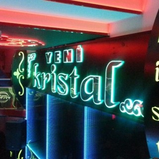 Pavyon Kristal