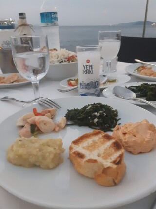 Mimoza Restaurant Kınalıada