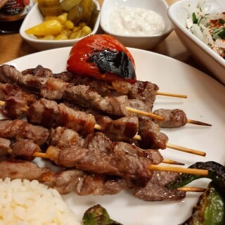 CAN-U CAN KÖFTE VE KANAT BİZİMÇARŞI Beylikdüzü