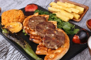 DÖNERCİ ZEKİ USTA NARİN KELLEPAÇA