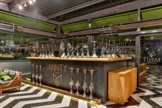 Minty Lounge Kent Meydanı