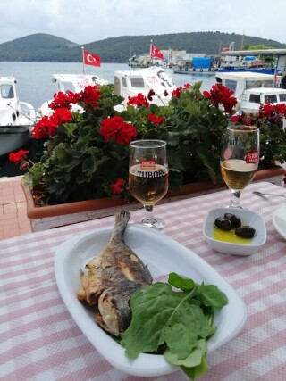 Adakeyf restaurant Burgazada