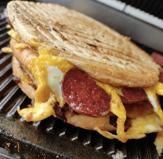 Tostçu Gevrek Metem Tost Burger