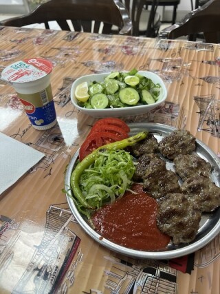 Çalış Izgara Salonu