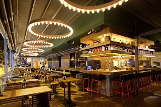 B'eat Cafe & Bistro