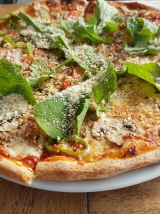 Karışık Pizza&Cafe