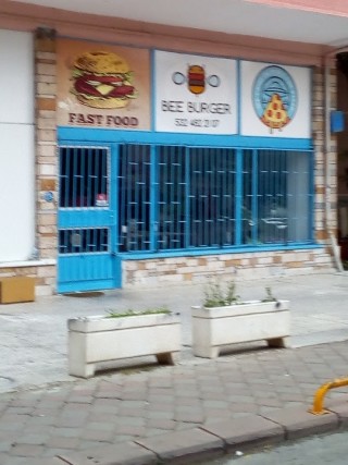 BEE BURGER Emek