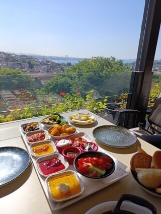Midpoint Beyoğlu