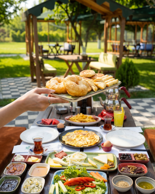 Ihlamur Cafe & Kahvaltı