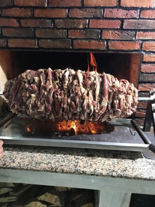 Eyyüpoğlu Erzurum Cağ Kebabı