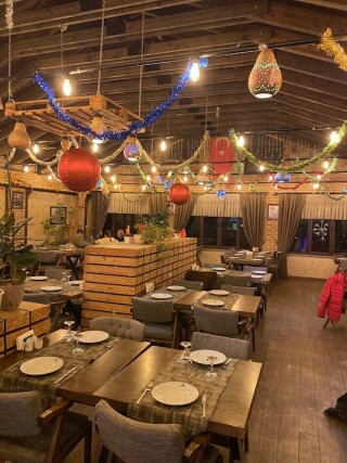 Leylandi Mezze Bahçe