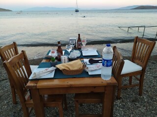 Rokka Beach & Restaurant