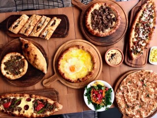 Koçari Karadeniz Pide Beykoz