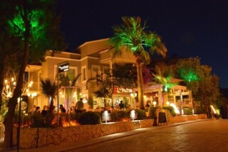 THE BROTHERS CAFE RESTAURANT