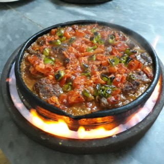 Öz Adana Et Lokantası