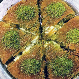 Tekinoğlu Baklavaları Güngören