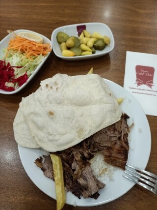 Celal Usta Döner Kâğıthane