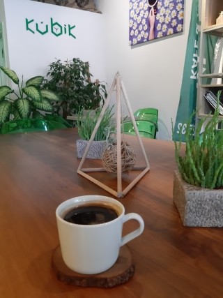 Kübik Kafe & Market