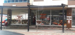 Merkez iskender salonu