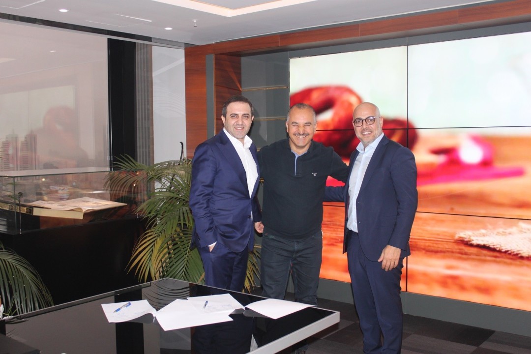 Simit Sarayı, üç ülkeye daha dev adım atarak girdi