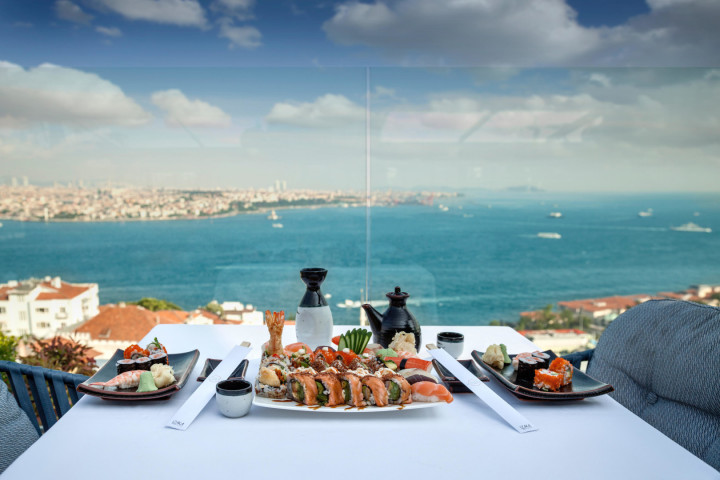 Izaka Restaurant’ta bir yıl boyunca Uzak Doğu Lezzetleri fotoğraf