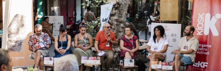5. Bergama Tiyatro Festivaline 5 bini aşkın izleyici fotoğraf