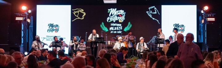 Festival boyunca yerli ve yabancı en özel mezeler tadıldı