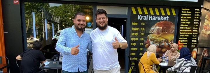 Sandaviç Kralı, Umman'a şube açıyor fotoğraf