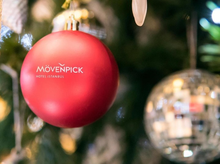 Mövenpick Hotel Istanbul ‘GourmeT’ yılbaşı sepeti fotoğraf