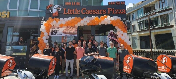 Little Caesars Sakarya’daki 3’ncü şubesini açtı fotoğraf