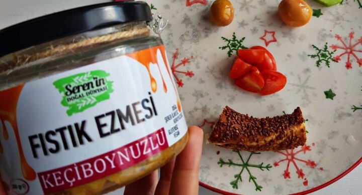 Seren’den keçiboynuzlu fıstık ezmesi fotoğraf