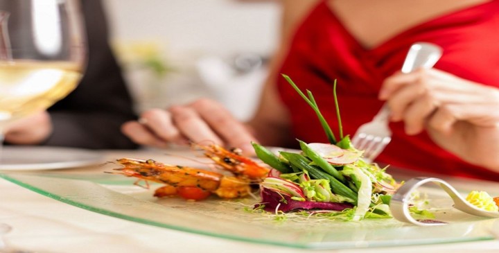 Her şey dahil tatile korona dahil olmasın fotoğraf