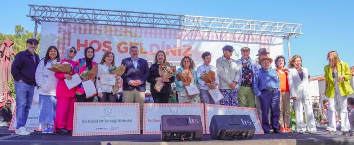 Alaçatı Ot Festivali 1.3 milyon ziyaretçiyle rekor kırdı fotoğraf