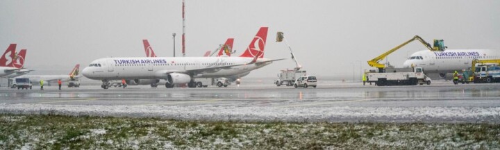 İGA İstanbul Havalimanı: Pistteki kar miktarı ‘anlık’ takip ediliyor fotoğraf