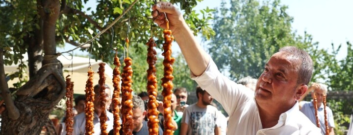 Antalya Gastronomi Festivali’nin İkinci Gününde Mor Üzüm Hasadı fotoğraf