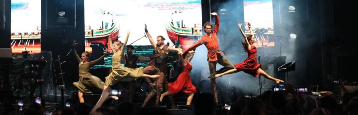Tarsus Festivaline Yıldız Yağmuru fotoğraf